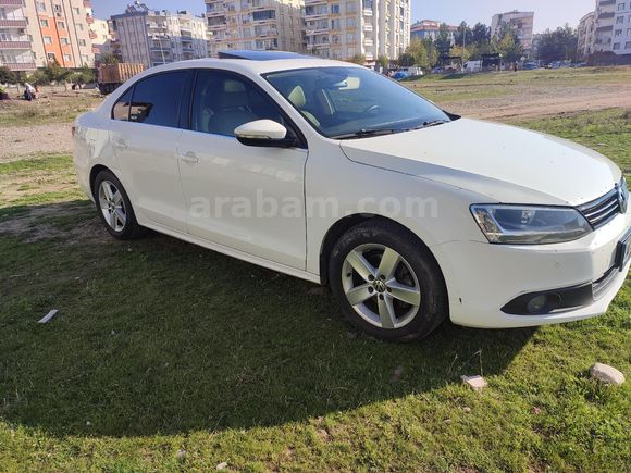 Sahibinden Volkswagen Jetta 1.6 TDi Highline 2013 Model