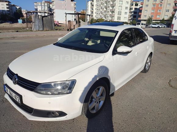 Sahibinden Volkswagen Jetta 1.6 TDi Highline 2013 Model