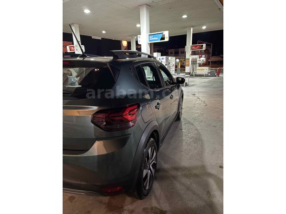 2025 model dacia sandero stepway 

