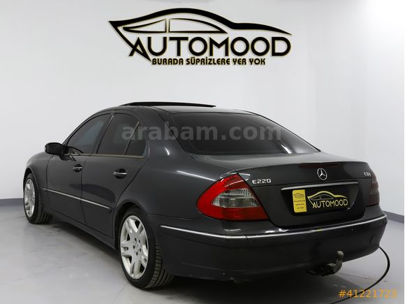 AUTOMOOD'DAN MANUEL MERCEDES E220 CDI AVANGARDE TEMİZ BAKIMLI