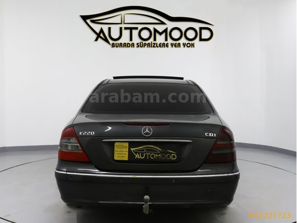 AUTOMOOD'DAN MANUEL MERCEDES E220 CDI AVANGARDE TEMİZ BAKIMLI