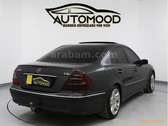 AUTOMOOD'DAN MANUEL MERCEDES E220 CDI AVANGARDE TEMİZ BAKIMLI