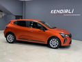 2024 CLİO 1.0 TCE EVOLUTİON X-TRONİC 22.000 KM DE LANSMAN RENGİ