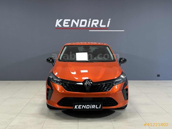 2024 CLİO 1.0 TCE EVOLUTİON X-TRONİC 22.000 KM DE LANSMAN RENGİ