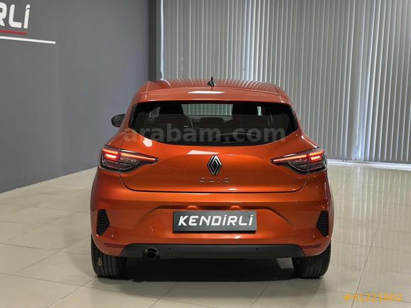 2024 CLİO 1.0 TCE EVOLUTİON X-TRONİC 22.000 KM DE LANSMAN RENGİ