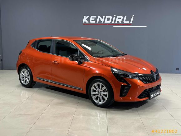 2024 CLİO 1.0 TCE EVOLUTİON X-TRONİC 22.000 KM DE LANSMAN RENGİ