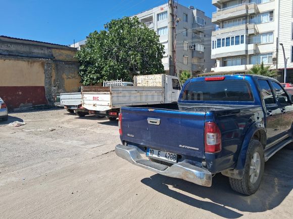 Galeriden Isuzu D-Max 2.5 4x4 TR İzmir