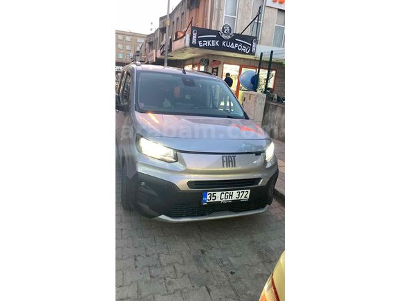Sahibinden Fiat Doblo Combi 1.5 BlueHDi Premio 2024 Model 