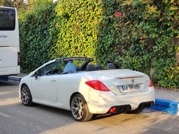 Sahibinden Peugeot 308 1.6 THP Feeline Plus 2010 Model