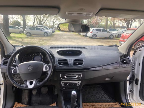 YAZICILAR'DAN 2012 MEGANE 1.5 DCİ İCON ANDROID EKRAN