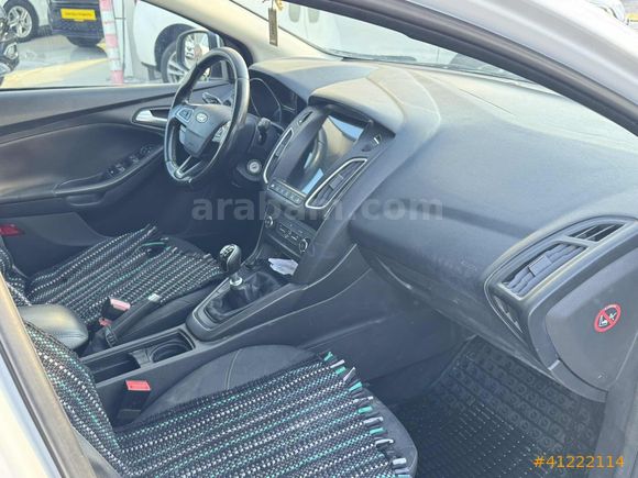 YAZICILAR'DAN 2016 FOCUS 180 BİN KM EKRANLI