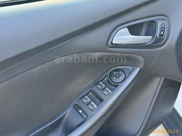 YAZICILAR'DAN 2016 FOCUS 180 BİN KM EKRANLI