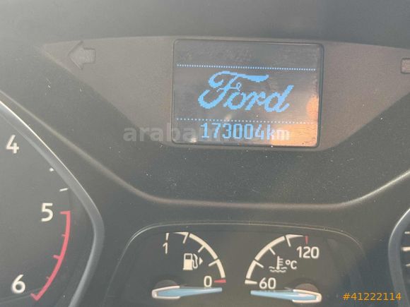 YAZICILAR'DAN 2016 FOCUS 180 BİN KM EKRANLI