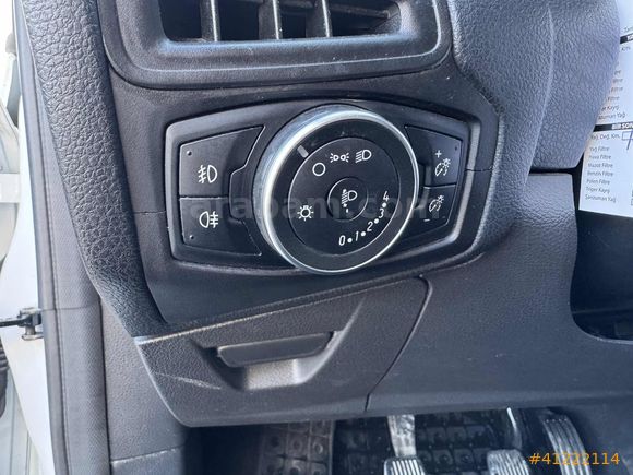 YAZICILAR'DAN 2016 FOCUS 180 BİN KM EKRANLI