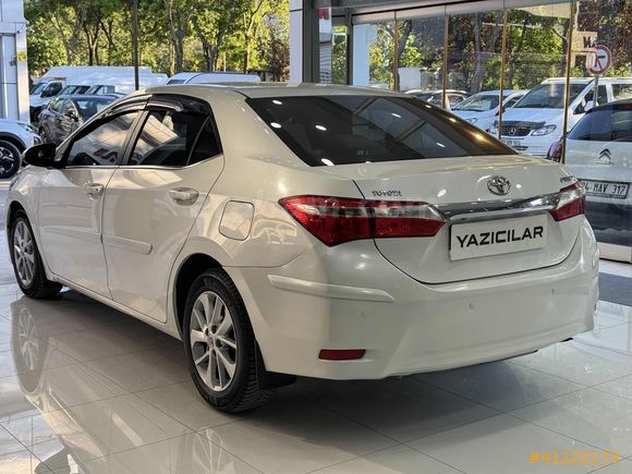 YAZICILAR'DAN COROLLA DİZEL OTOMATİK ADVANCE 134 BİN KM