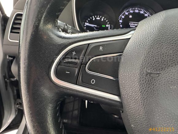 YAZICILAR'DAN 2020 MEGANE 147 BİN KM TOUCH OTOMATİK