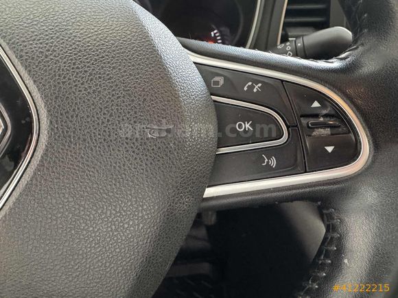 YAZICILAR'DAN 2020 MEGANE 147 BİN KM TOUCH OTOMATİK
