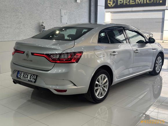 YAZICILAR'DAN 2020 MEGANE 147 BİN KM TOUCH OTOMATİK
