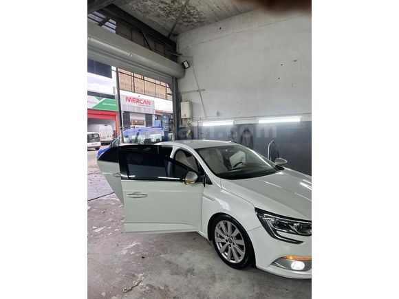 Sahibinden Renault Megane 1.5 Blue DCI Touch 2020 Model 