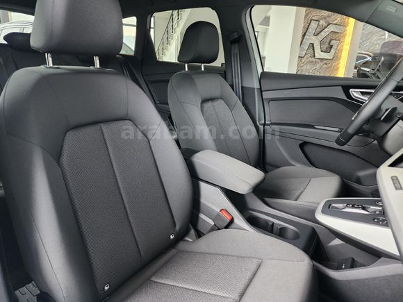 AUDI Q4 40 E-TRON | HATASIZ BOYASIZ | DÜŞÜK KM | 20"JANT | K.ISITMA | MATRIX FAR VS.