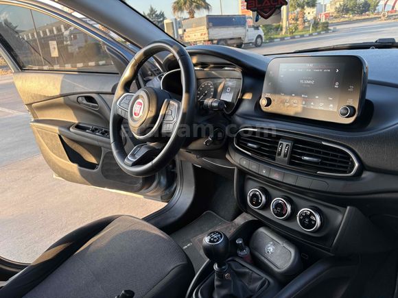 Sahibinden Fiat Egea 1.4 Fire Easy Plus 2022 Model 