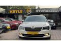 MUTLU OTOMOBİLDEN ORJINAL KAZASIZ SKODA SÜPER B 1.6 TDİ SYLE