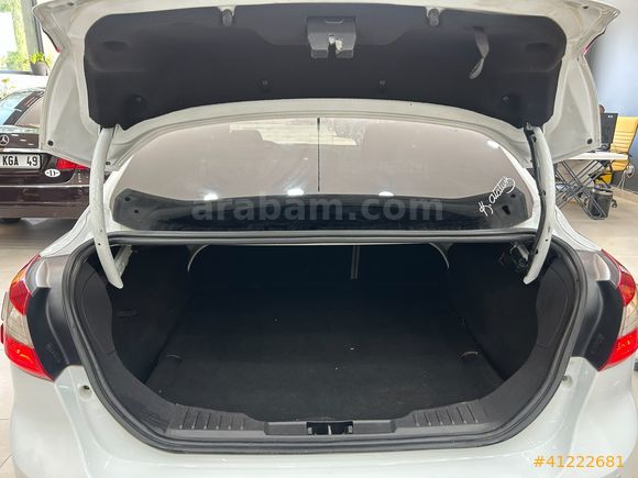 270 BİN PEŞİNATLA 2016 MODEL FORD FOCUS 1.6 TREND X