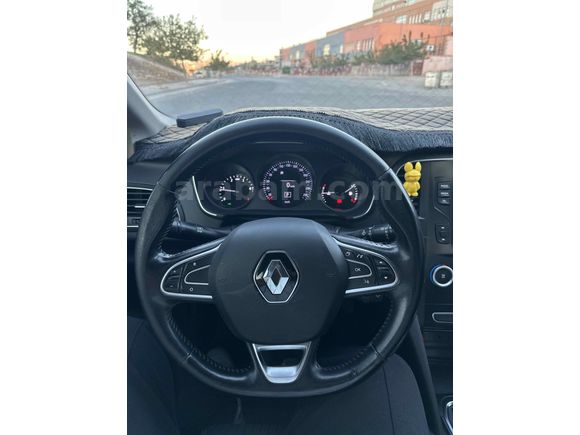 SAHİBİNDEN SATILIK MEGANE 4