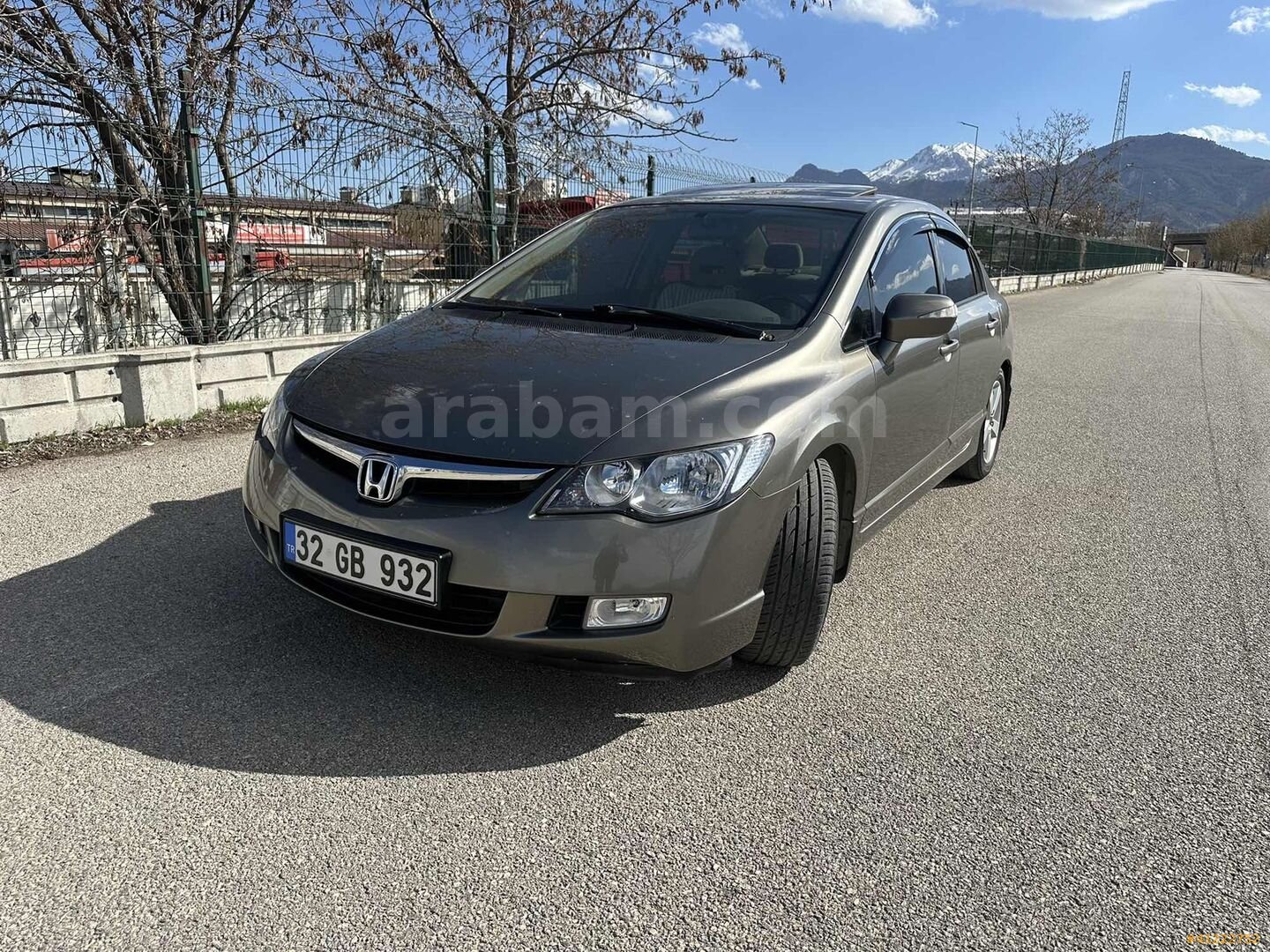 Galeriden Honda Civic 1.6i VTEC Elegance 2009 Model Isparta 160.600 km Bej 1