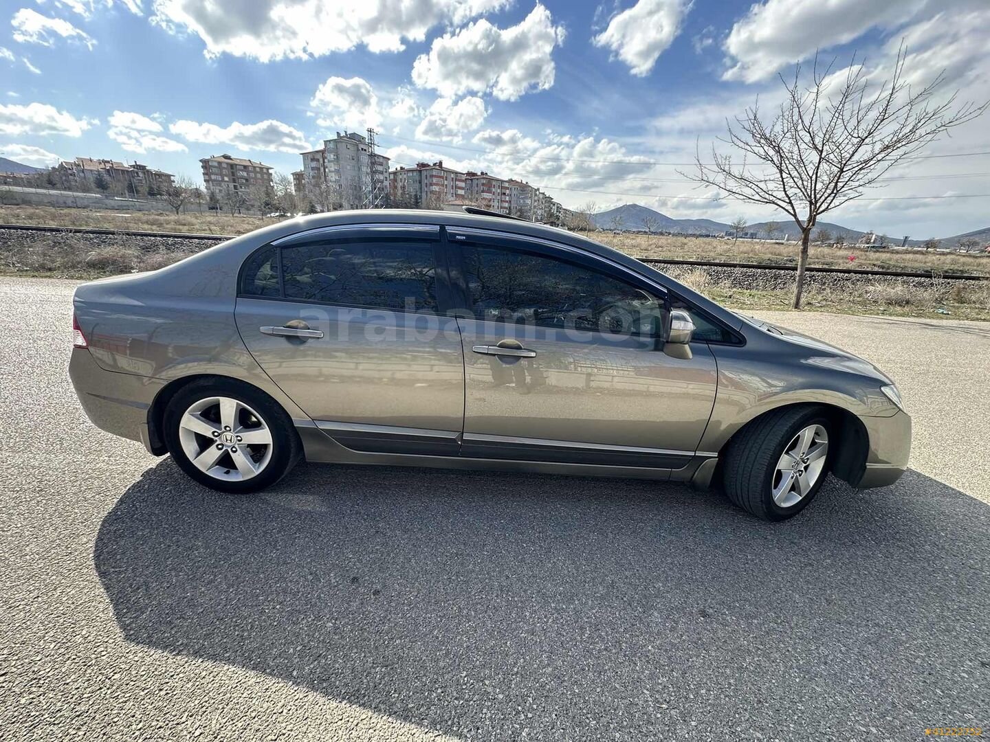 Galeriden Honda Civic 1.6i VTEC Elegance 2009 Model Isparta 160.600 km Bej 6
