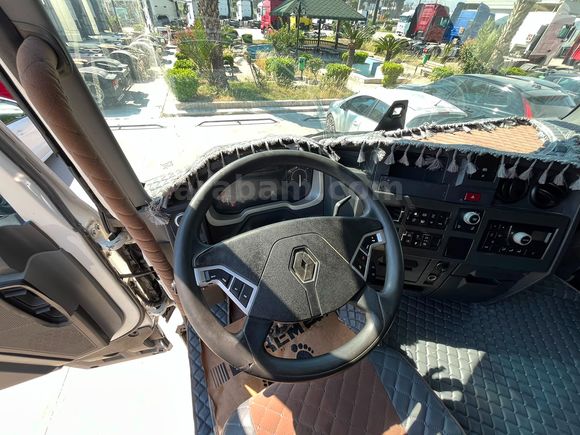 EKREMDEN 2020 MODEL RENAULT T-460 KLİMA BUZDOLABI DEP