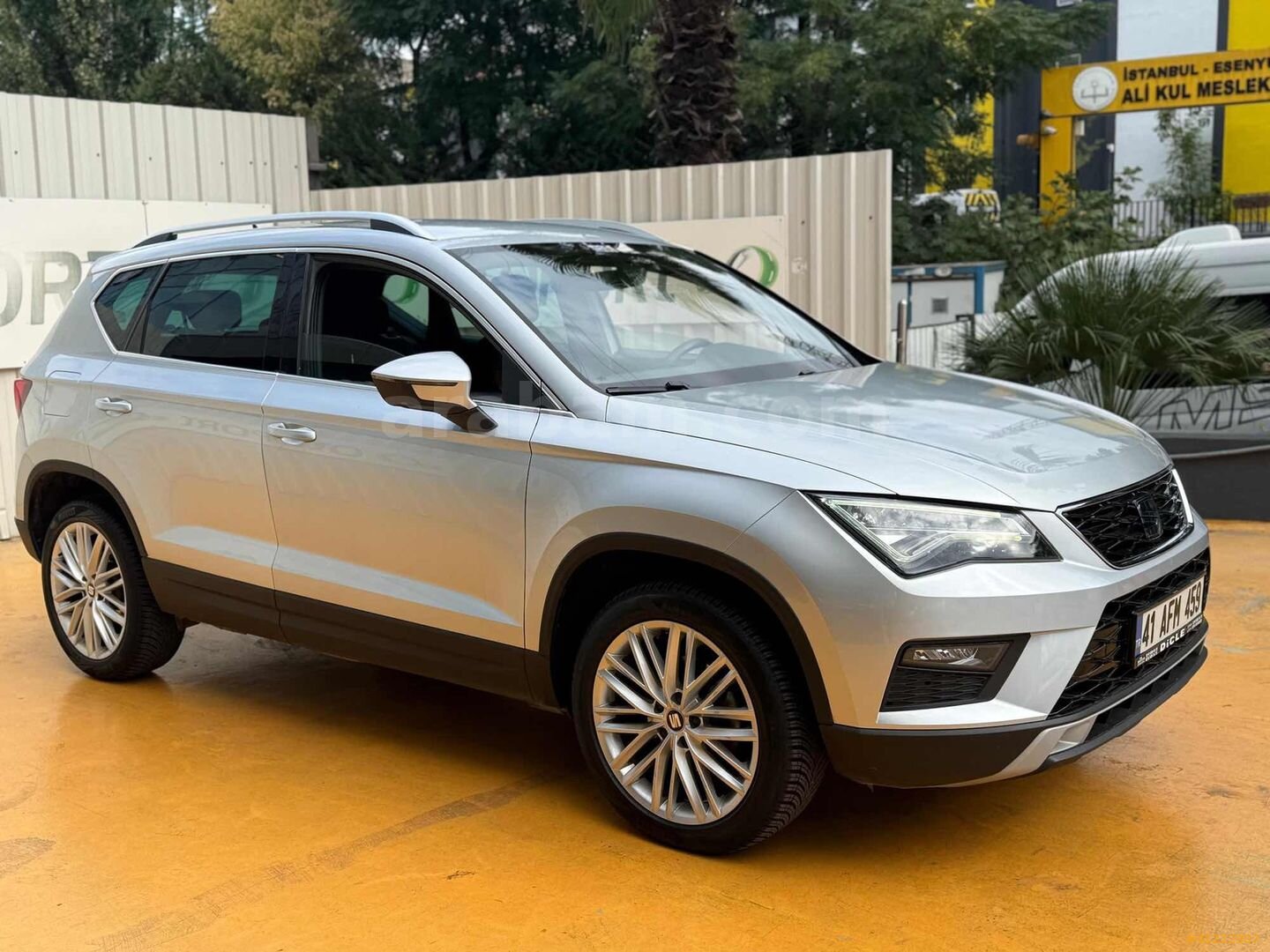 Galeriden Seat Ateca 1.6 TDI Ecomotive Xcellence 2020 Model İstanbul 85.099 km Gri 3