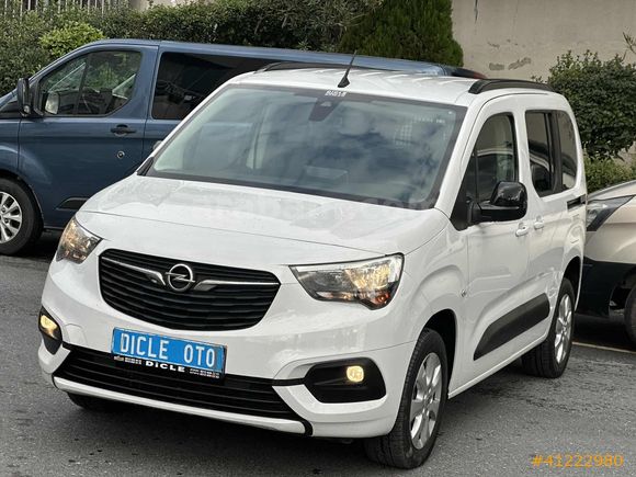 DİCLE OTO*DAN 2024 COMBO EAT8 E HATASIZ 0.98 KREDİ+TAKAS DESTEĞİ