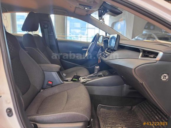 DİCLE OTO*DAN 2024 MODEL COROLLA VİSİON PLUS HATASIZ 0.59 KREDİ