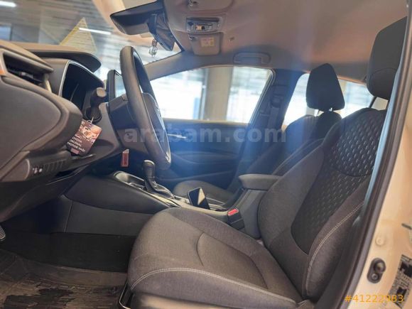 DİCLE OTO*DAN 2024 MODEL COROLLA VİSİON PLUS HATASIZ 0.59 KREDİ