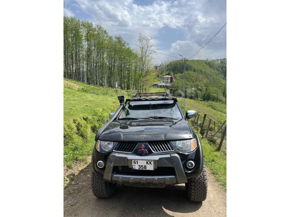 Sahibinden  L 200 4x4 Intense 2007 Model 4 × 4 Duster ile takas olur 