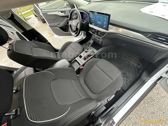 BOYASIZ!! 2023 FOCUS 1.5 ECOBLUE TİTANİUM X OTOMATİK VİTES 45.km