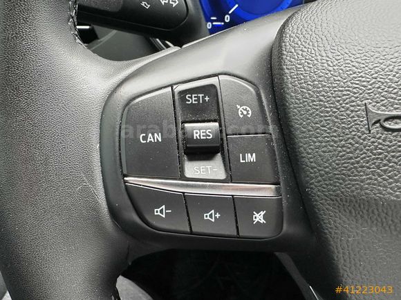 BOYASIZ!! 2023 FOCUS 1.5 ECOBLUE TİTANİUM X OTOMATİK VİTES 45.km