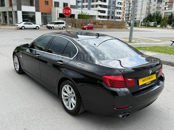  2015 MODEL HATASIZ BOYASIZ HASAR KAYITSIZ BMW 520İ