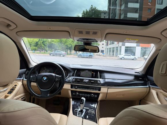  2015 MODEL HATASIZ BOYASIZ HASAR KAYITSIZ BMW 520İ