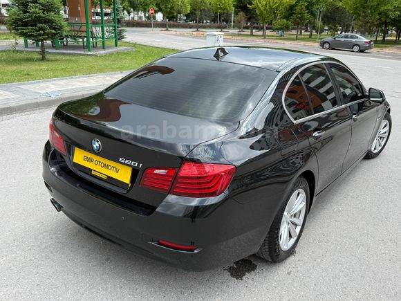  2015 MODEL HATASIZ BOYASIZ HASAR KAYITSIZ BMW 520İ