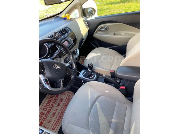 Sahibinden Kia Rio 1.4 CVVT Concept 2015 Model 