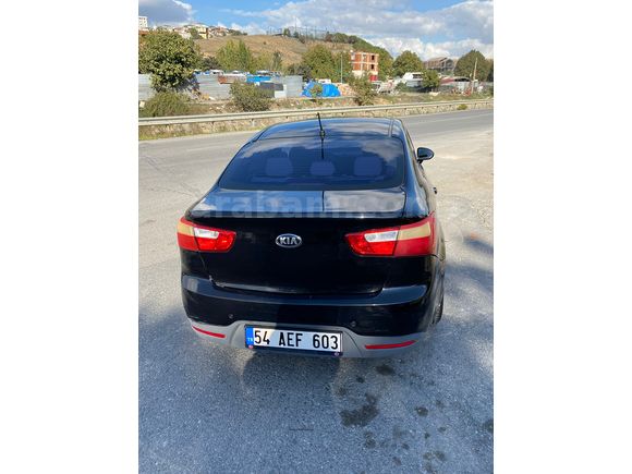 Sahibinden Kia Rio 1.4 CVVT Concept 2015 Model 