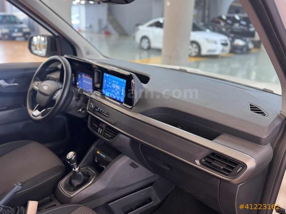DİCLE OTO*DAN 2024 COURİER DELUXE TAMAMINA KREDİ TAKAS İMKANI