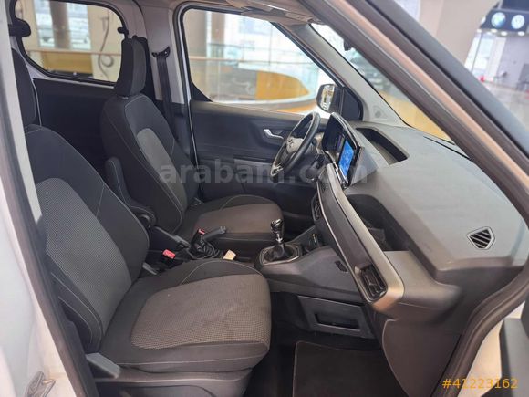 DİCLE OTO*DAN 2024 COURİER DELUXE TAMAMINA KREDİ TAKAS İMKANI