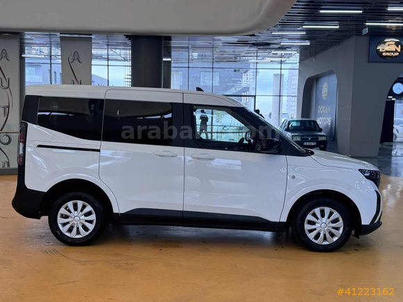 DİCLE OTO*DAN 2024 COURİER DELUXE TAMAMINA KREDİ TAKAS İMKANI
