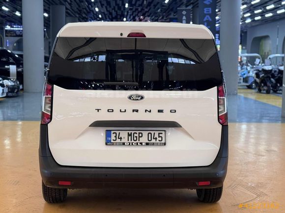 DİCLE OTO*DAN 2024 COURİER DELUXE TAMAMINA KREDİ TAKAS İMKANI