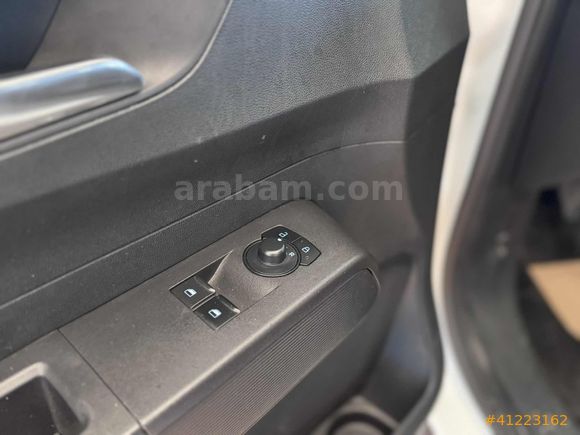 DİCLE OTO*DAN 2024 COURİER DELUXE TAMAMINA KREDİ TAKAS İMKANI