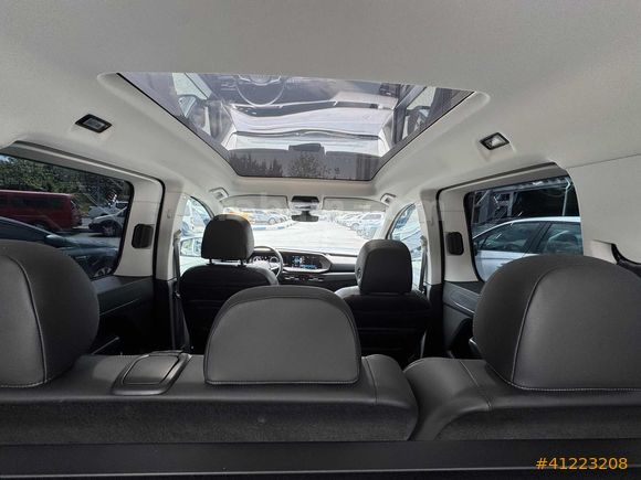 DİCLE'den 2025 CADDY STYLE CAM TAVAN GERİ GRŞ 1.29 KREDİ VE TAKS