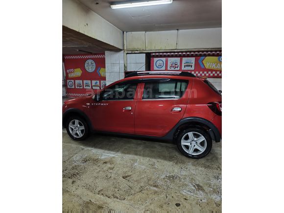 Sahibinden Dacia Sandero 1.5 dCi Stepway 2015 Model Ankara 159.500 km Kırmızı